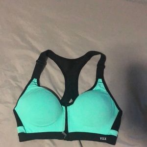 VS sports bra